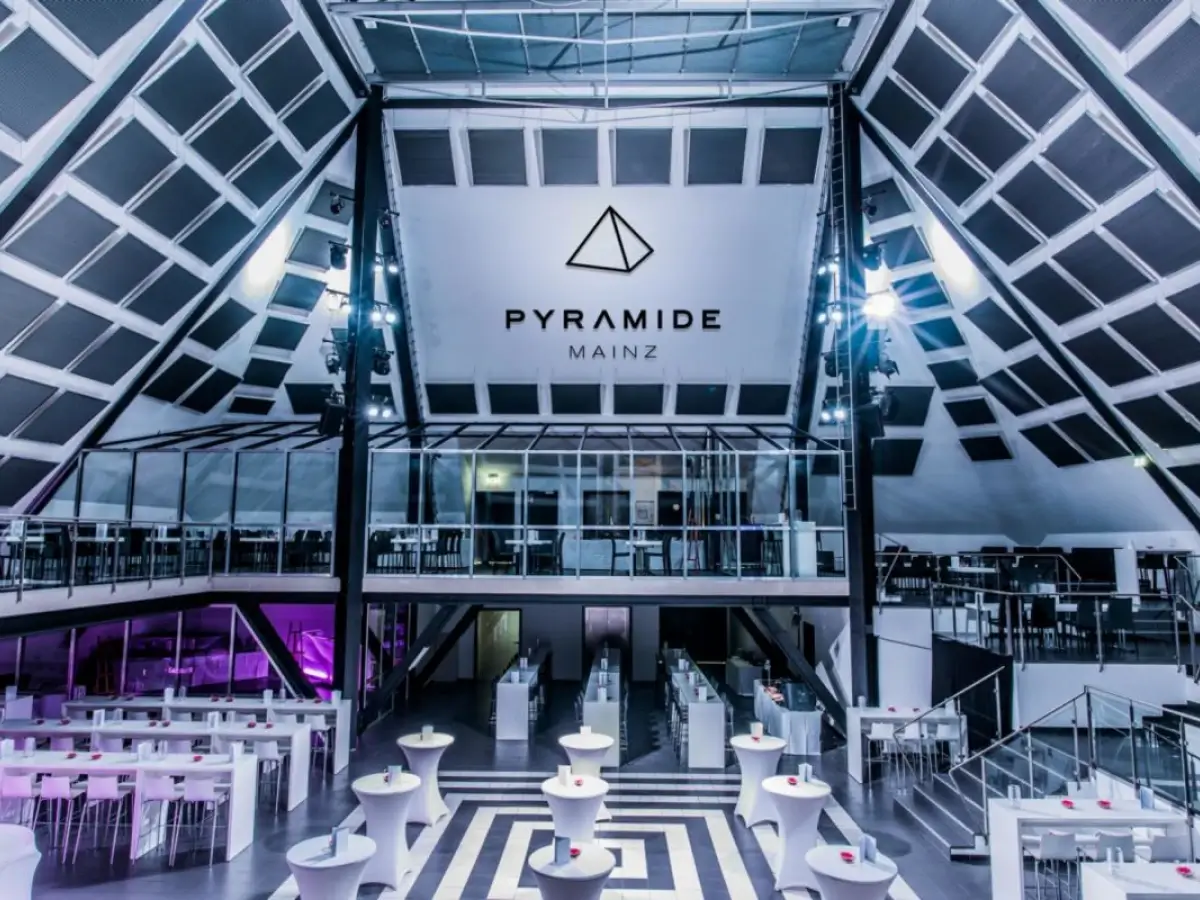 Innenansicht der Eventlocation Pyramide Mainz